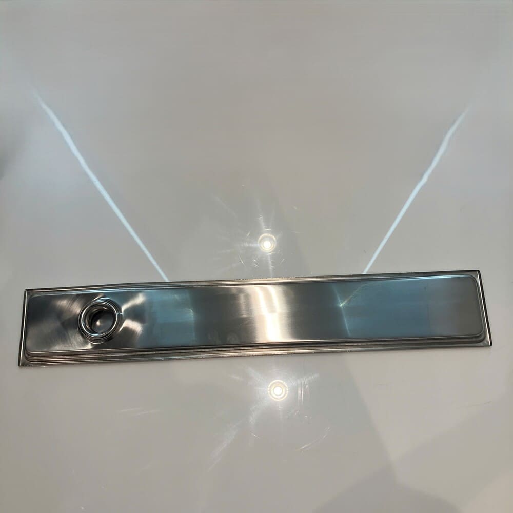 Phễu thoát sàn dài 10x60cm ø60 Caesar ST1060B