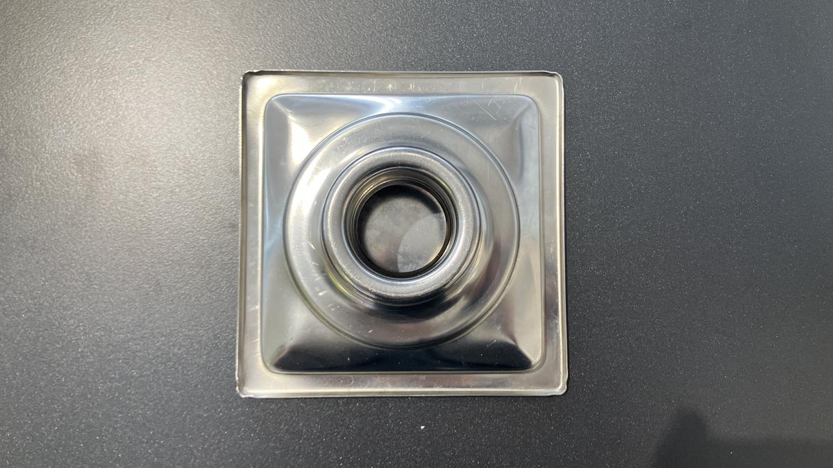 Phễu thoát sàn Caesar ST1212E