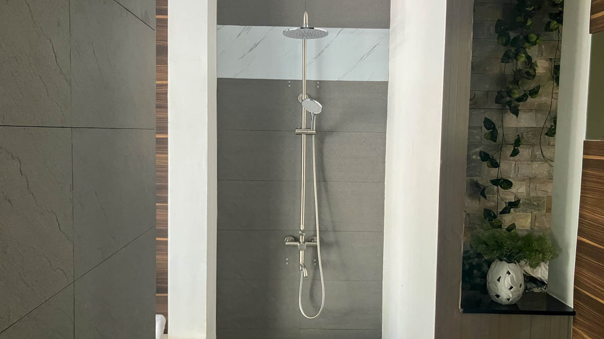 Bộ sen tắm cây nóng lạnh Caesar S1028S