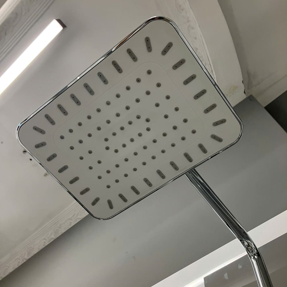 Bộ sen tắm cây nóng lạnh Caesar S688C