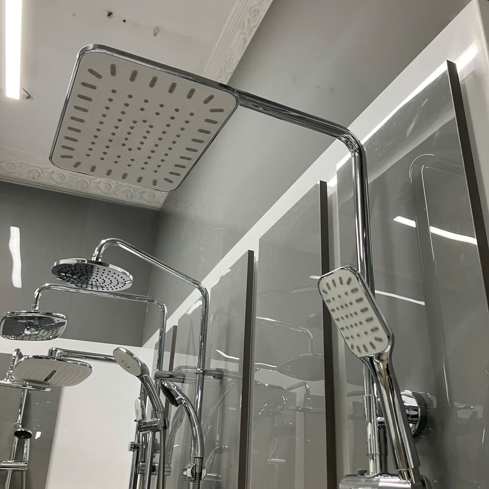 Bộ sen tắm cây nóng lạnh Caesar S688C