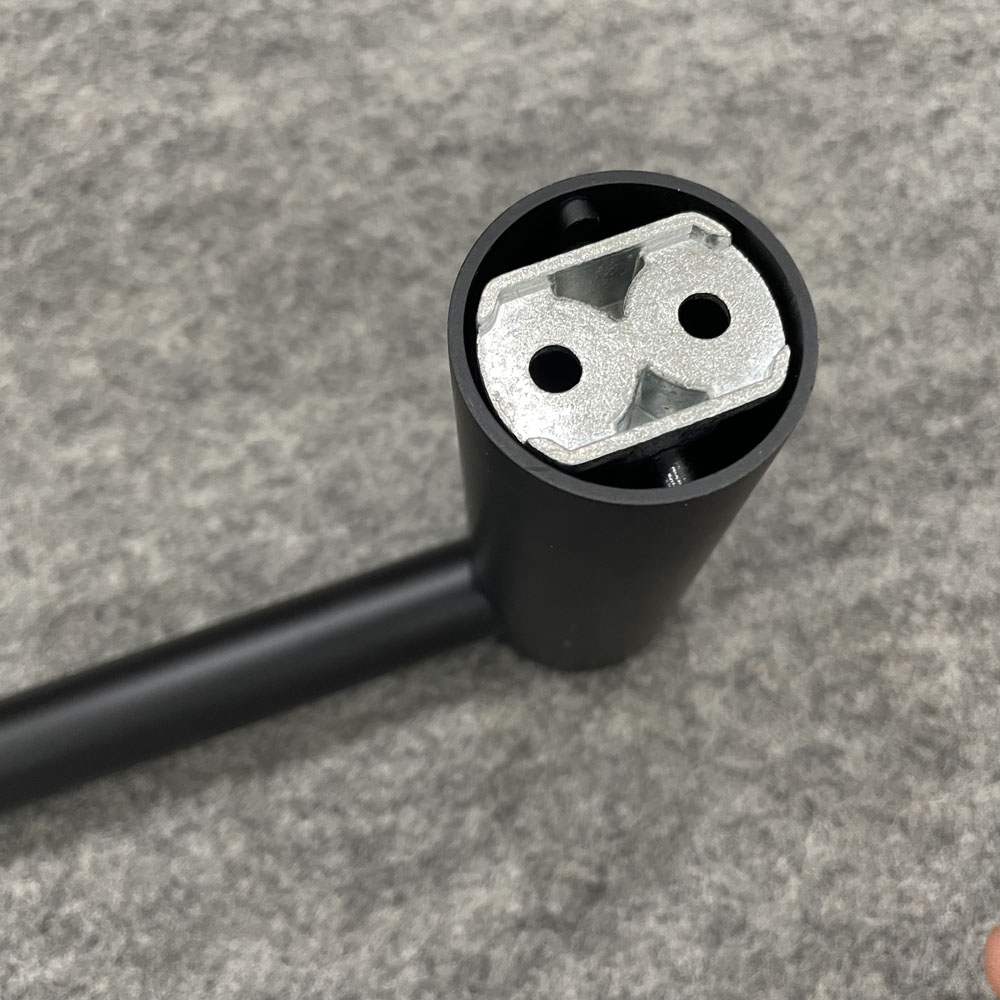 Giá treo khăn Caesar Q6301B màu đen