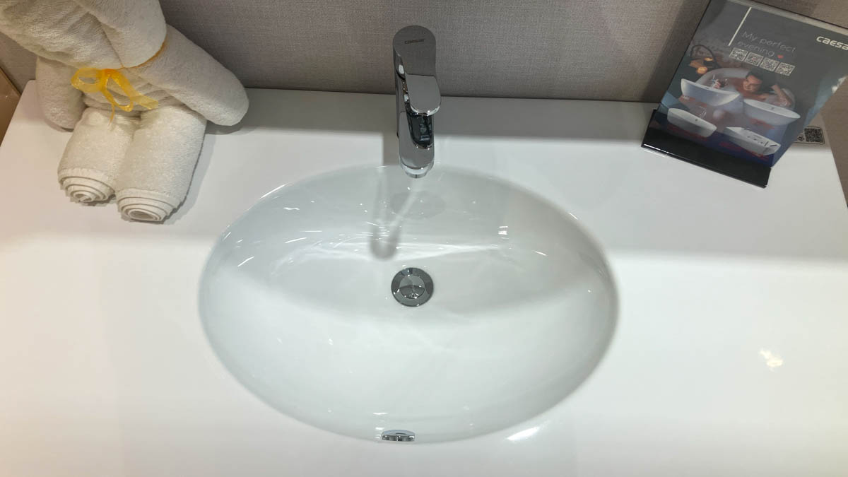 Bộ tủ lavabo Caesar LF5028+EH05028ASV