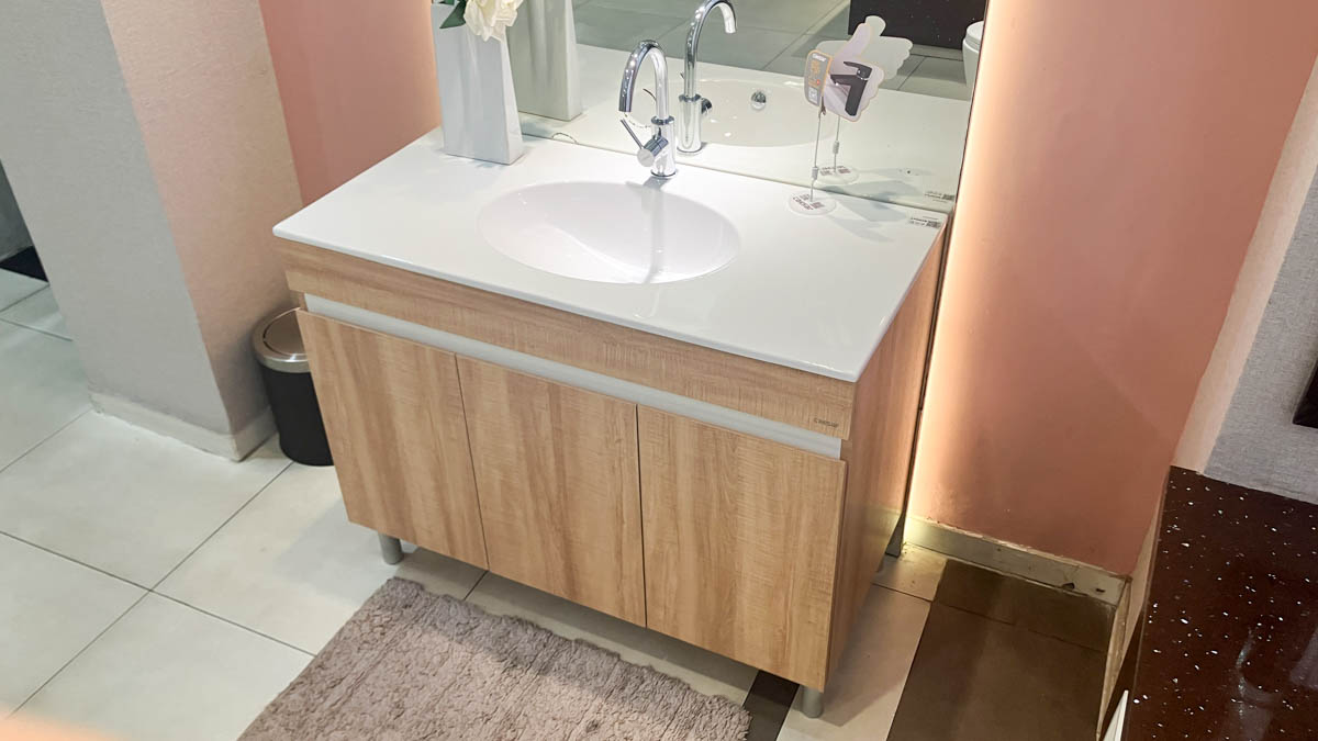 Bộ tủ lavabo Caesar LF5028+EH15028AW7V
