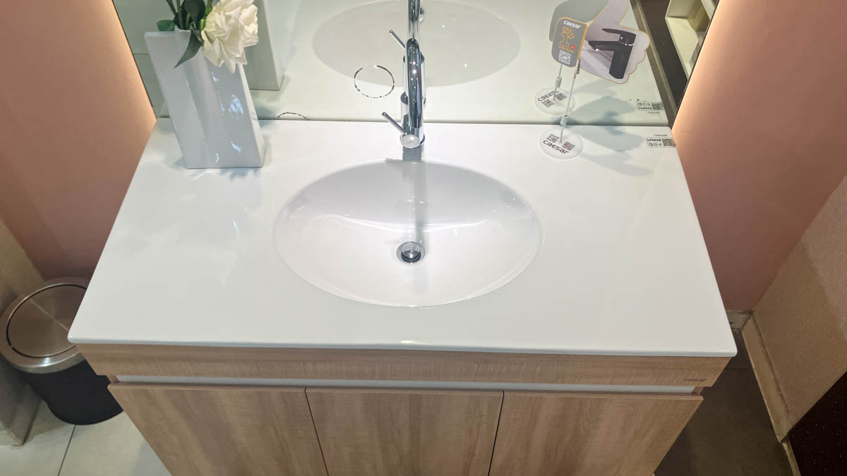 Bộ tủ lavabo Caesar LF5028+EH15028AW7V
