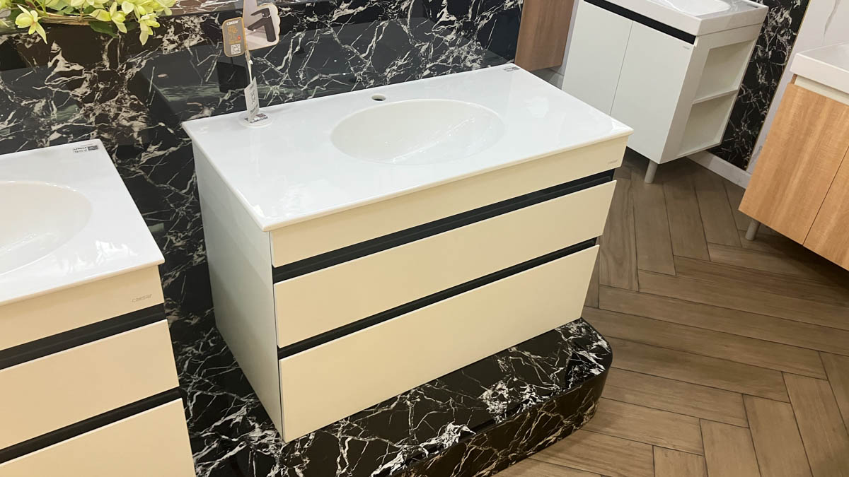 Bộ tủ lavabo Caesar LF5028+EH15028DDRV