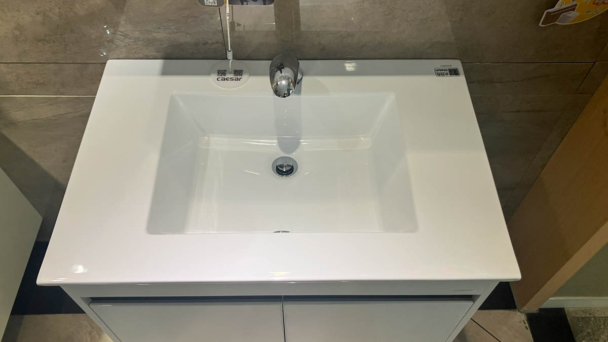 Bộ tủ lavabo Caesar LF5032+EH15032AV