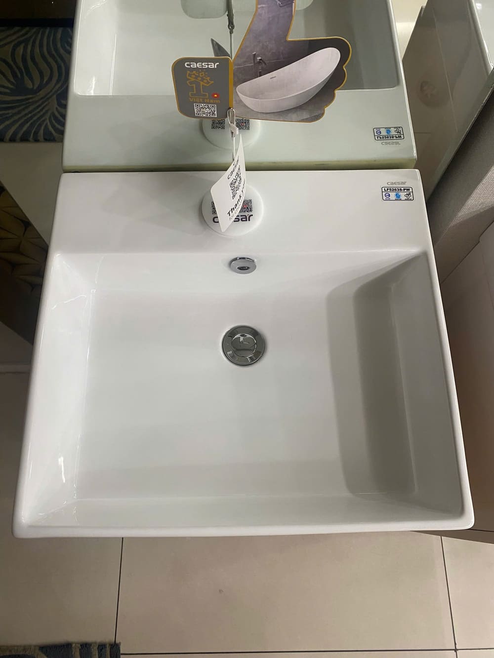 Bộ tủ chậu cabinet treo vân gỗ Caesar LF5263+EH05263AW7V