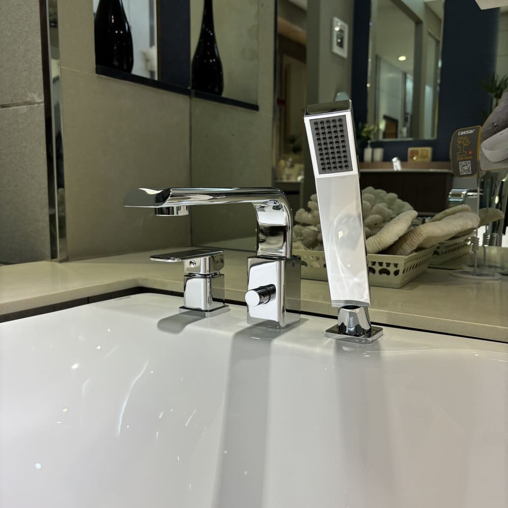 Vòi bồn tắm Caesar AS111C