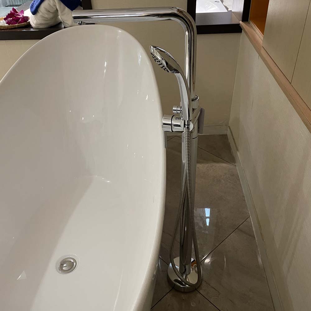 Vòi sen bồn tắm nóng lạnh Caesar AS489C