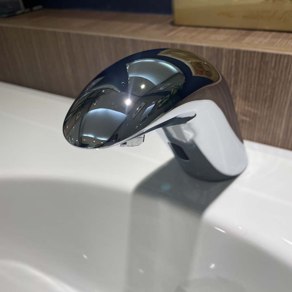 Vòi chậu lavabo cảm ứng nước lạnh Caesar A910