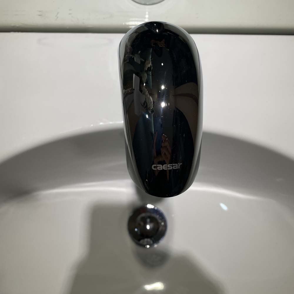 Vòi chậu lavabo cảm ứng nước lạnh Caesar A911