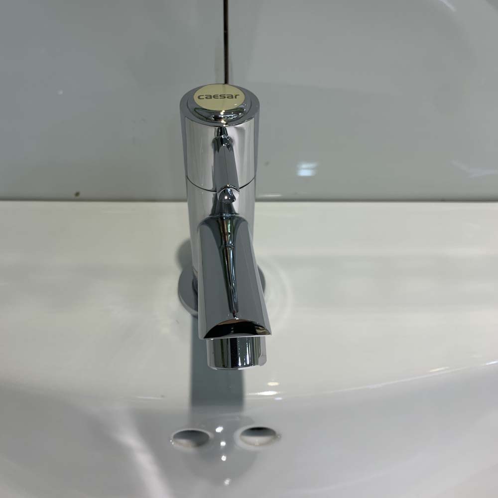 Vòi chậu lavabo lạnh Caesar B040C