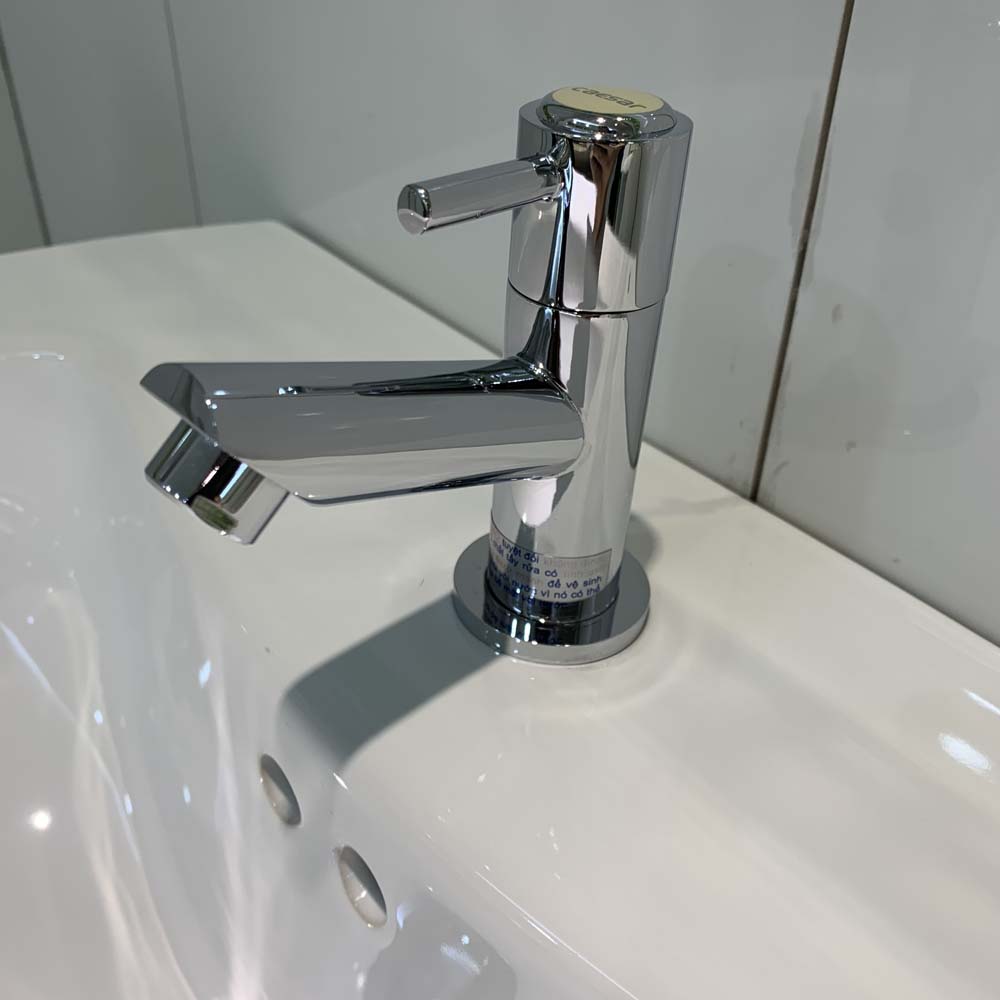 Vòi chậu lavabo lạnh Caesar B040C