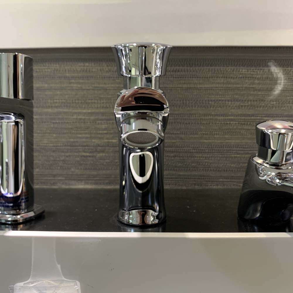 Vòi chậu lavabo lạnh Caesar B054CU