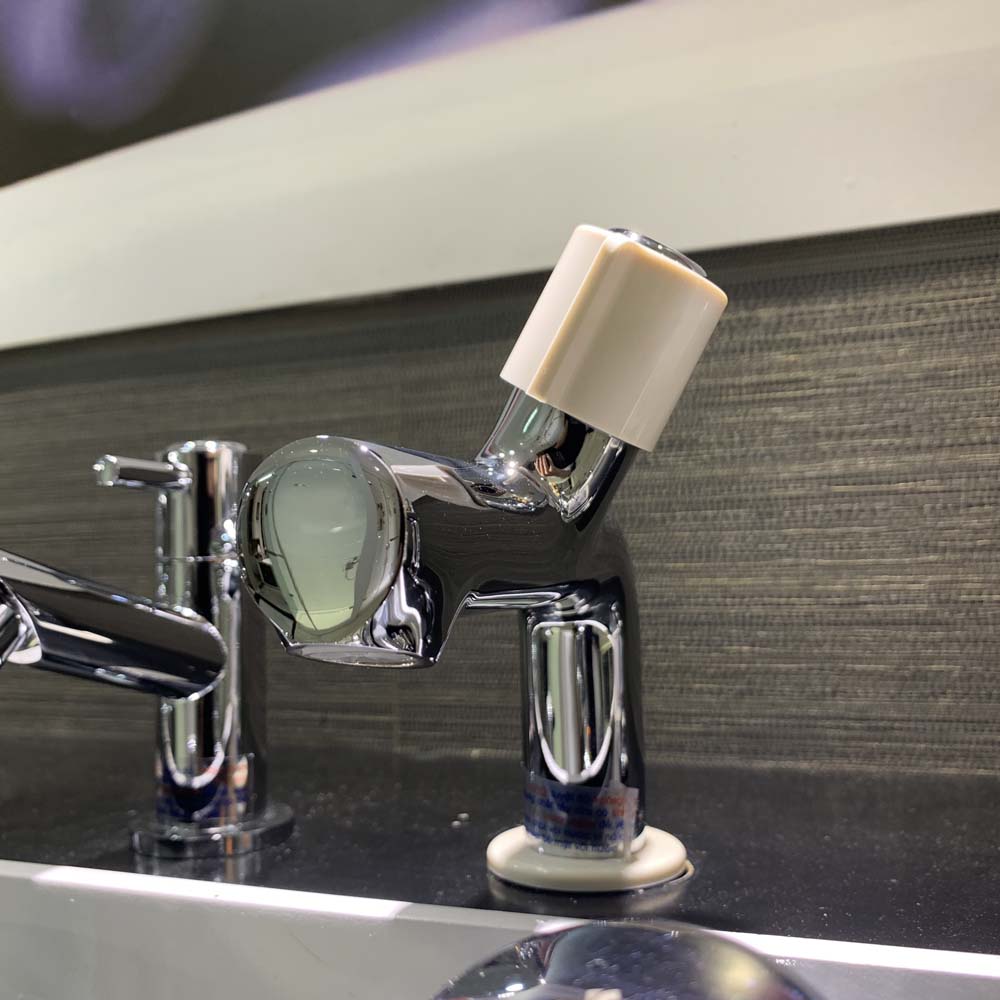 Vòi chậu lavabo lạnh Caesar B075C