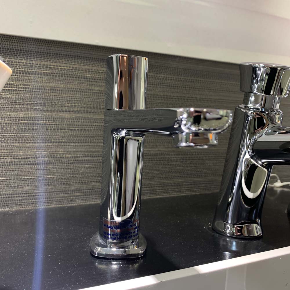 Vòi chậu lavabo lạnh Caesar B076C