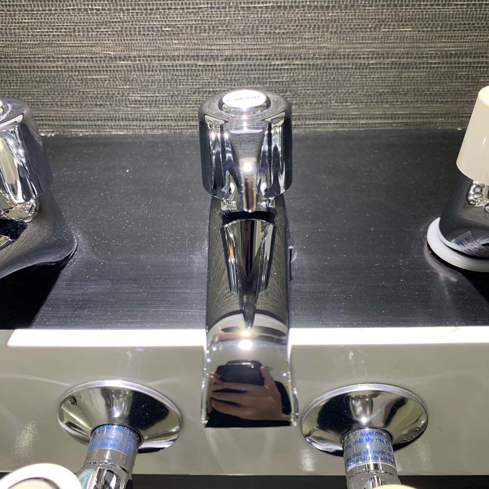 Vòi chậu lavabo lạnh Caesar B104C