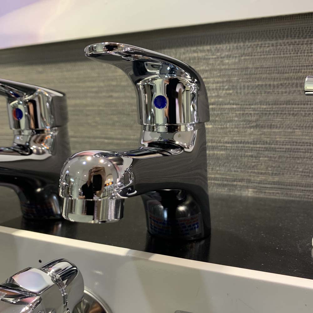 Vòi chậu lavabo lạnh Caesar B109CU