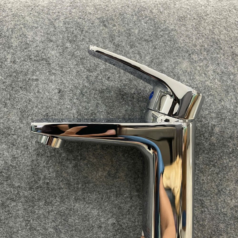 Vòi chậu lavabo lạnh Caesar B119C