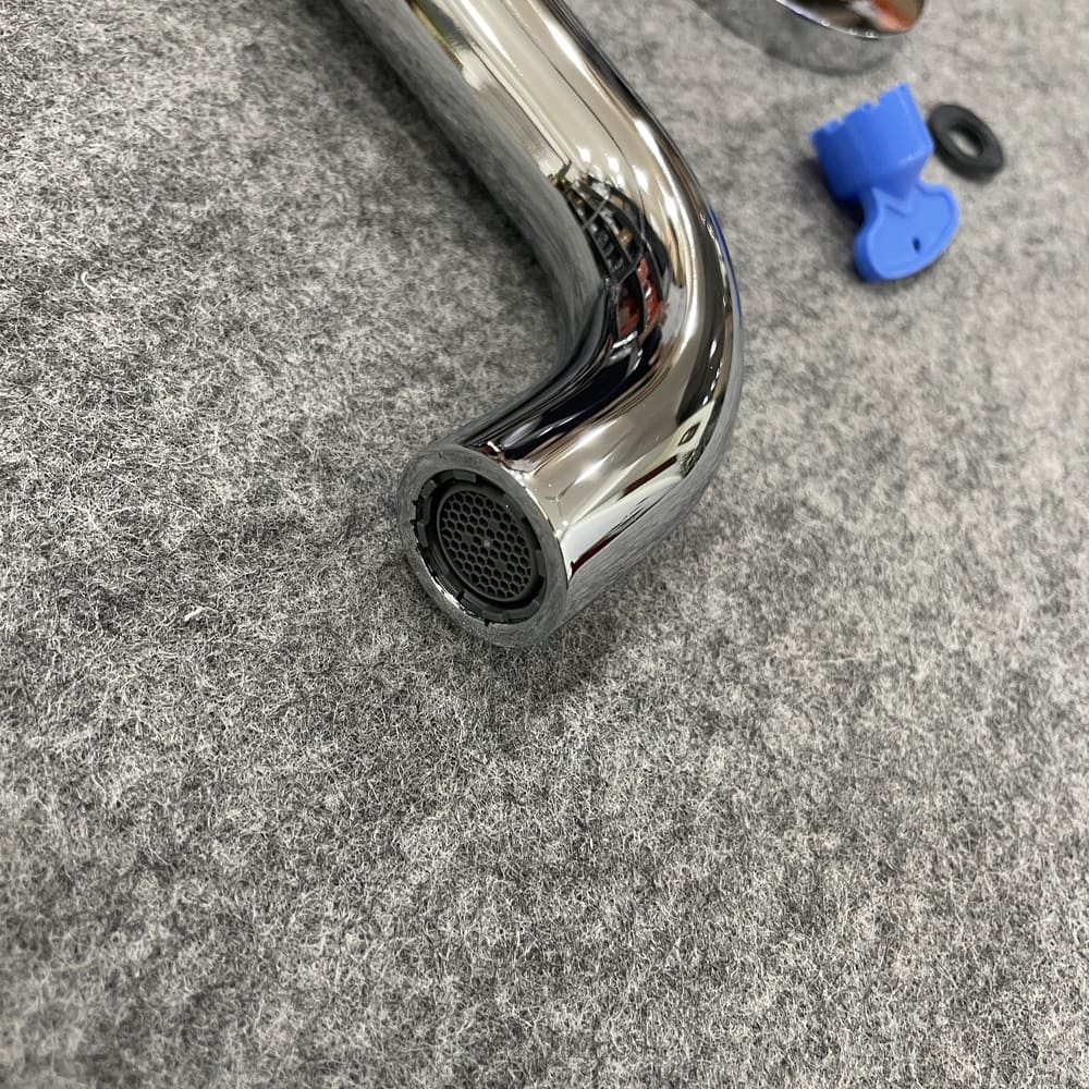 Vòi lavabo nóng lạnh âm tường Caesar B308C