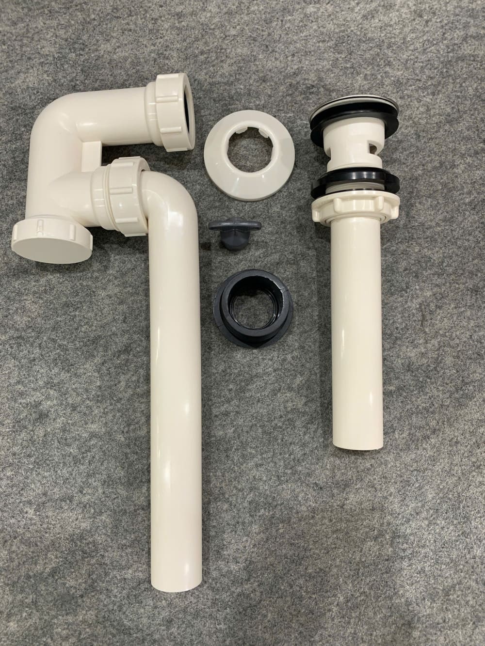 Vòi chậu lavabo nóng lạnh Caesar B380CU