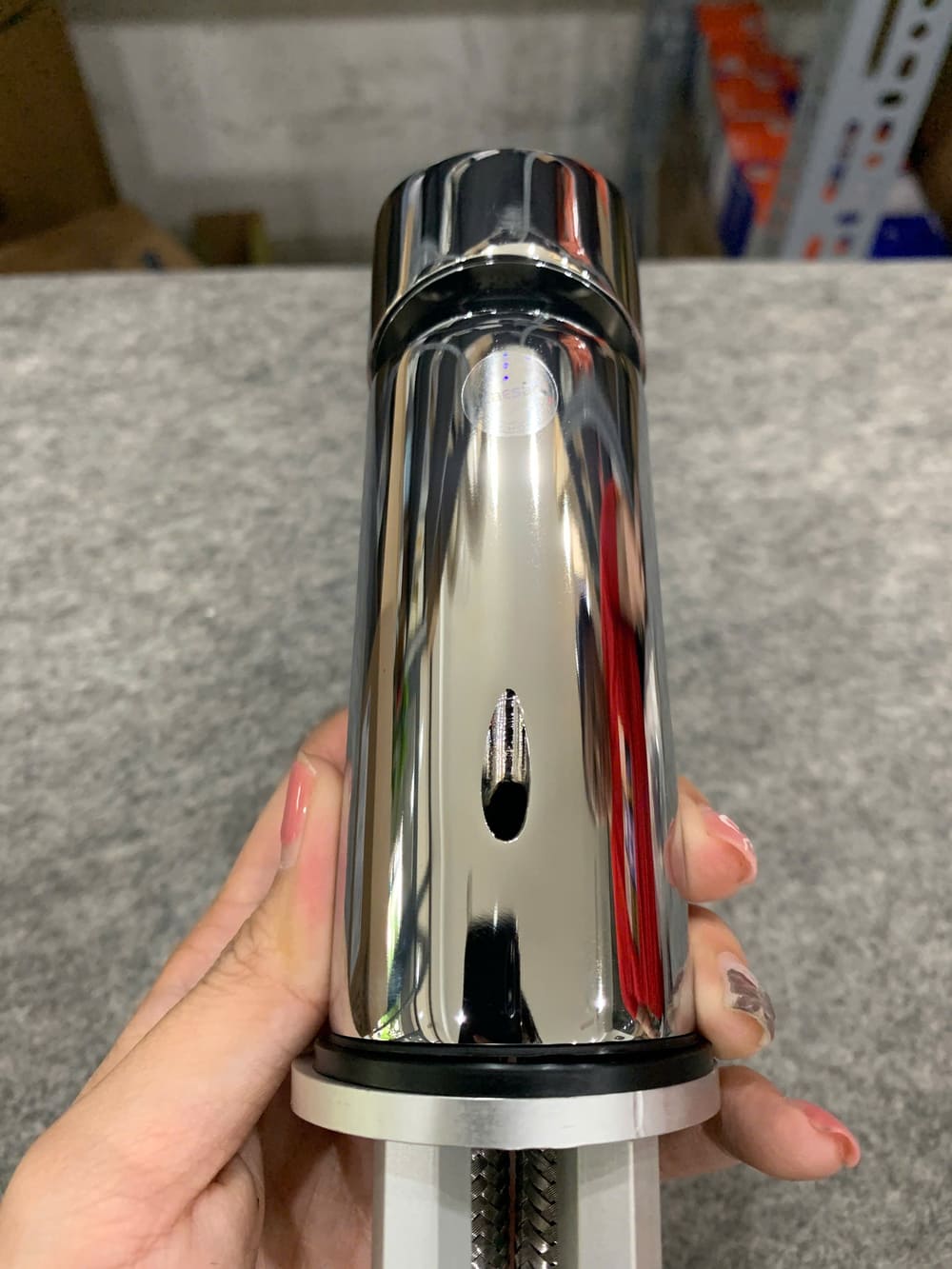 Vòi chậu lavabo nóng lạnh Caesar B380CU