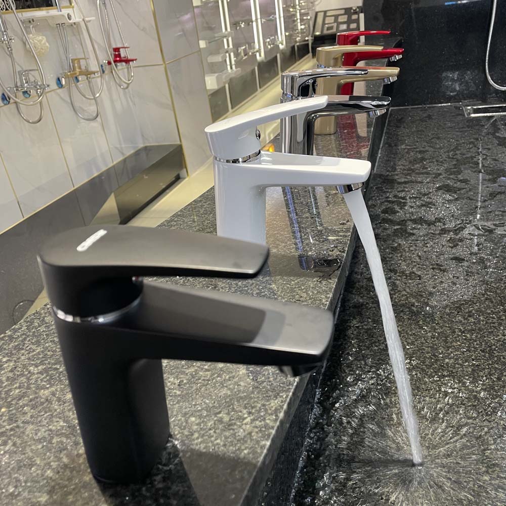 Vòi chậu lavabo nóng lạnh Caesar B390CU / CBU / CGU / CRU / CWU