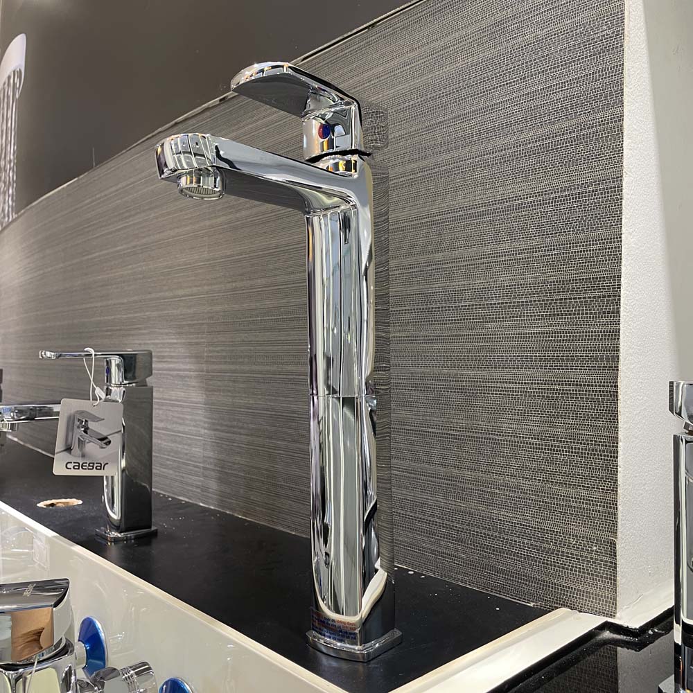Vòi chậu lavabo nóng lạnh Caesar B551CU