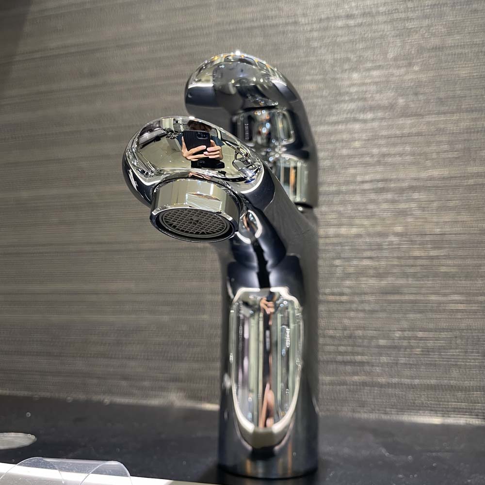 Vòi chậu lavabo nóng lạnh Caesar B730CU