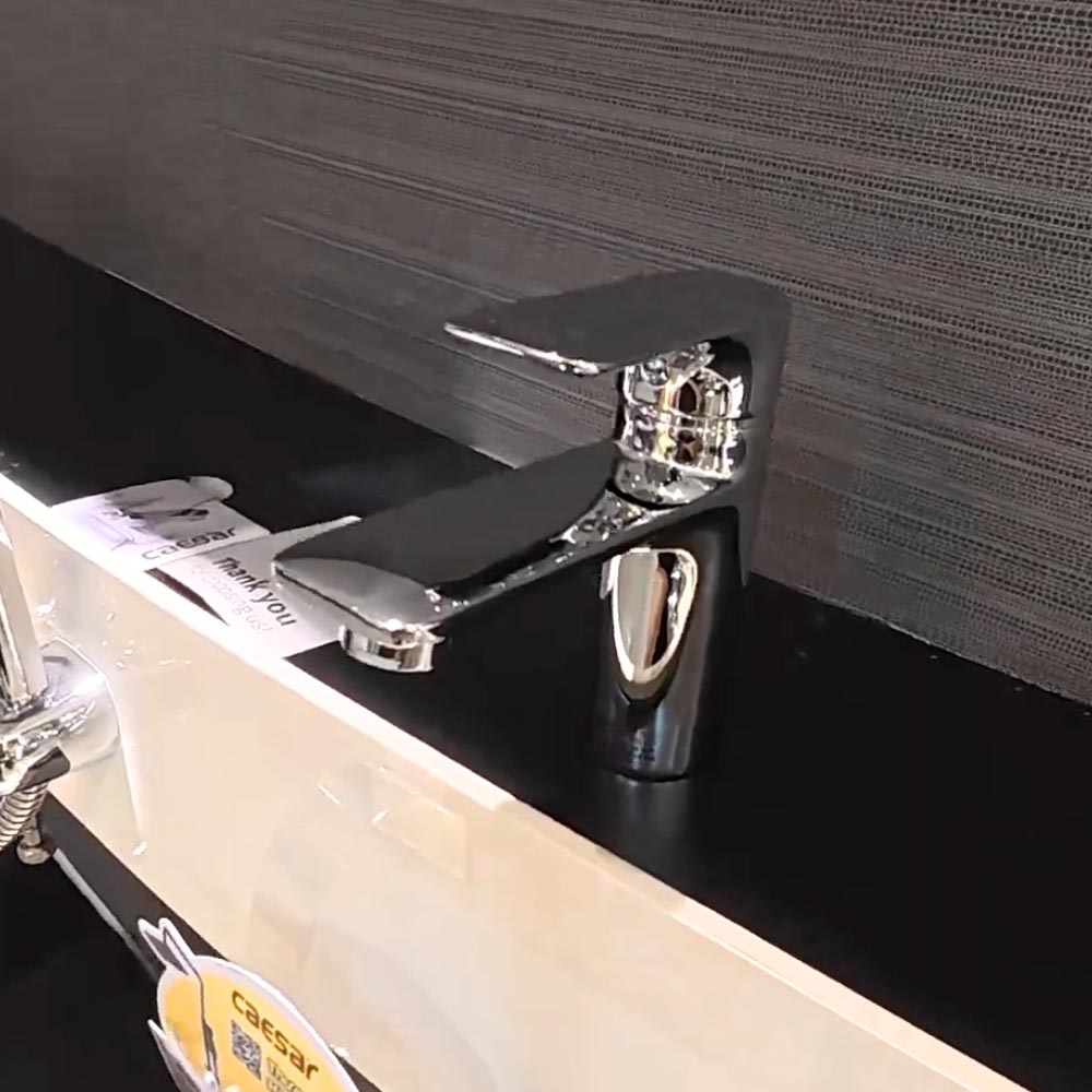 Vòi chậu lavabo nóng lạnh Caesar B770CU