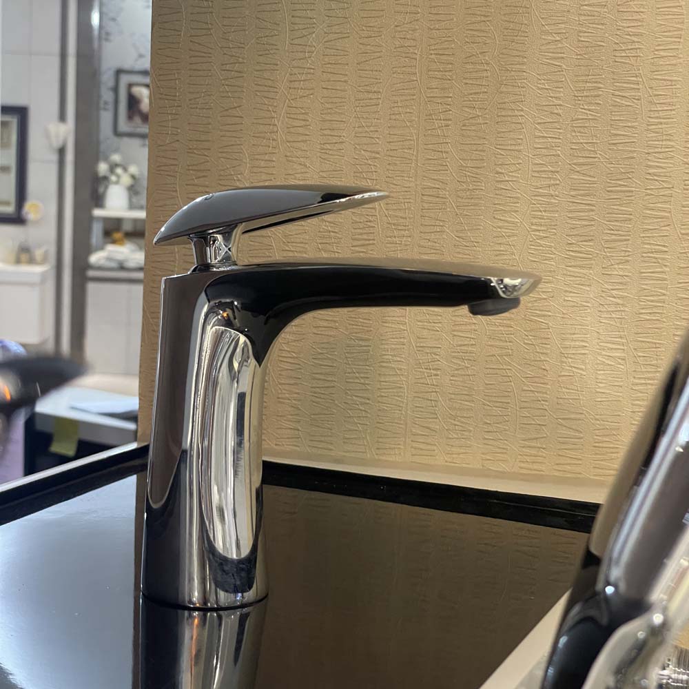 Vòi chậu lavabo lạnh Caesar B810CU