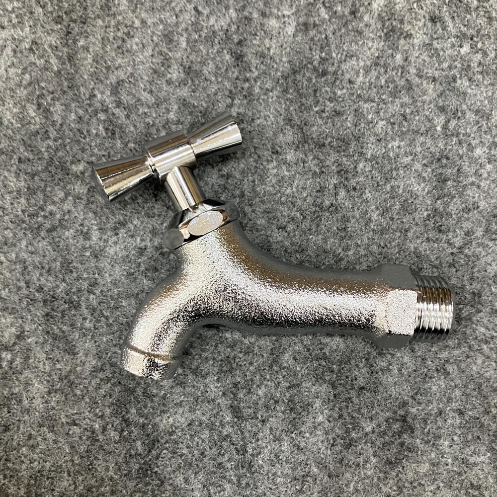 Vòi nước lạnh gắn tường Caesar W034-1 (W0341)