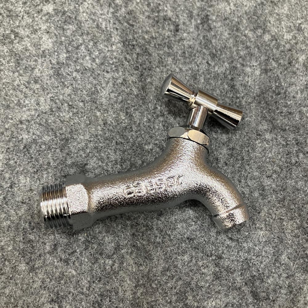 Vòi nước lạnh gắn tường Caesar W034-1 (W0341)