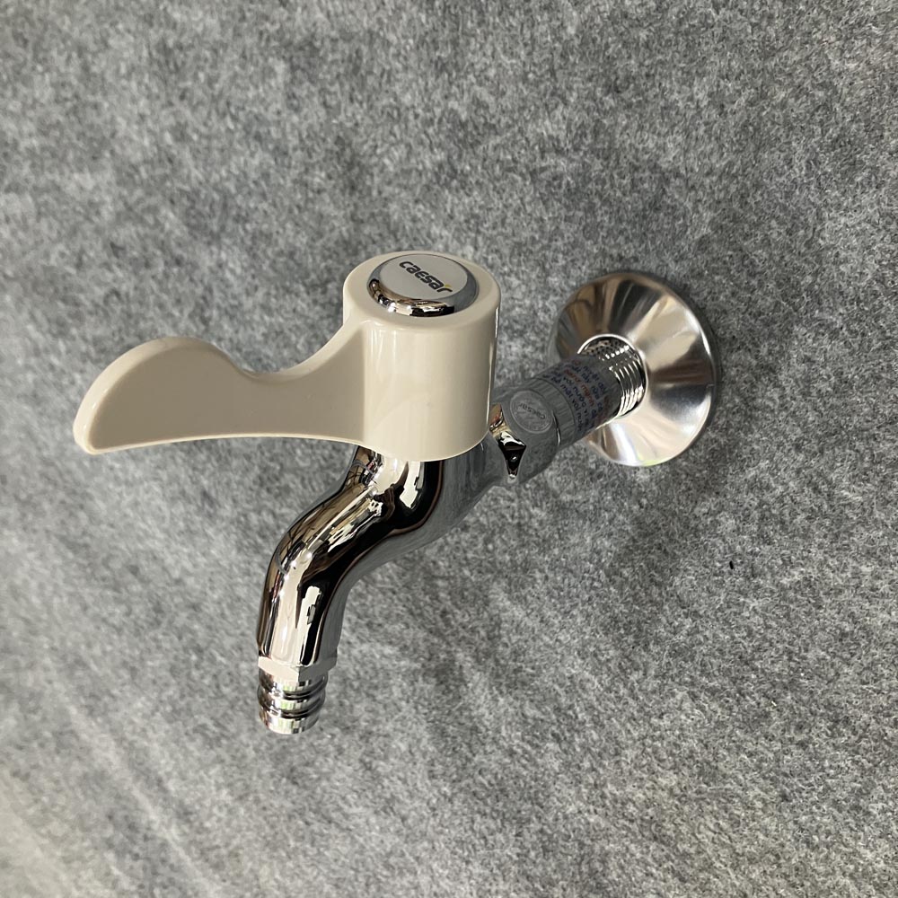 Vòi nước lạnh gắn tường Caesar WP027C