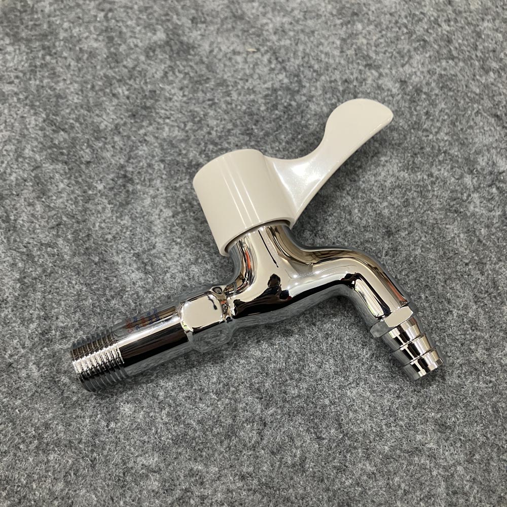 Vòi nước lạnh gắn tường Caesar WP027C