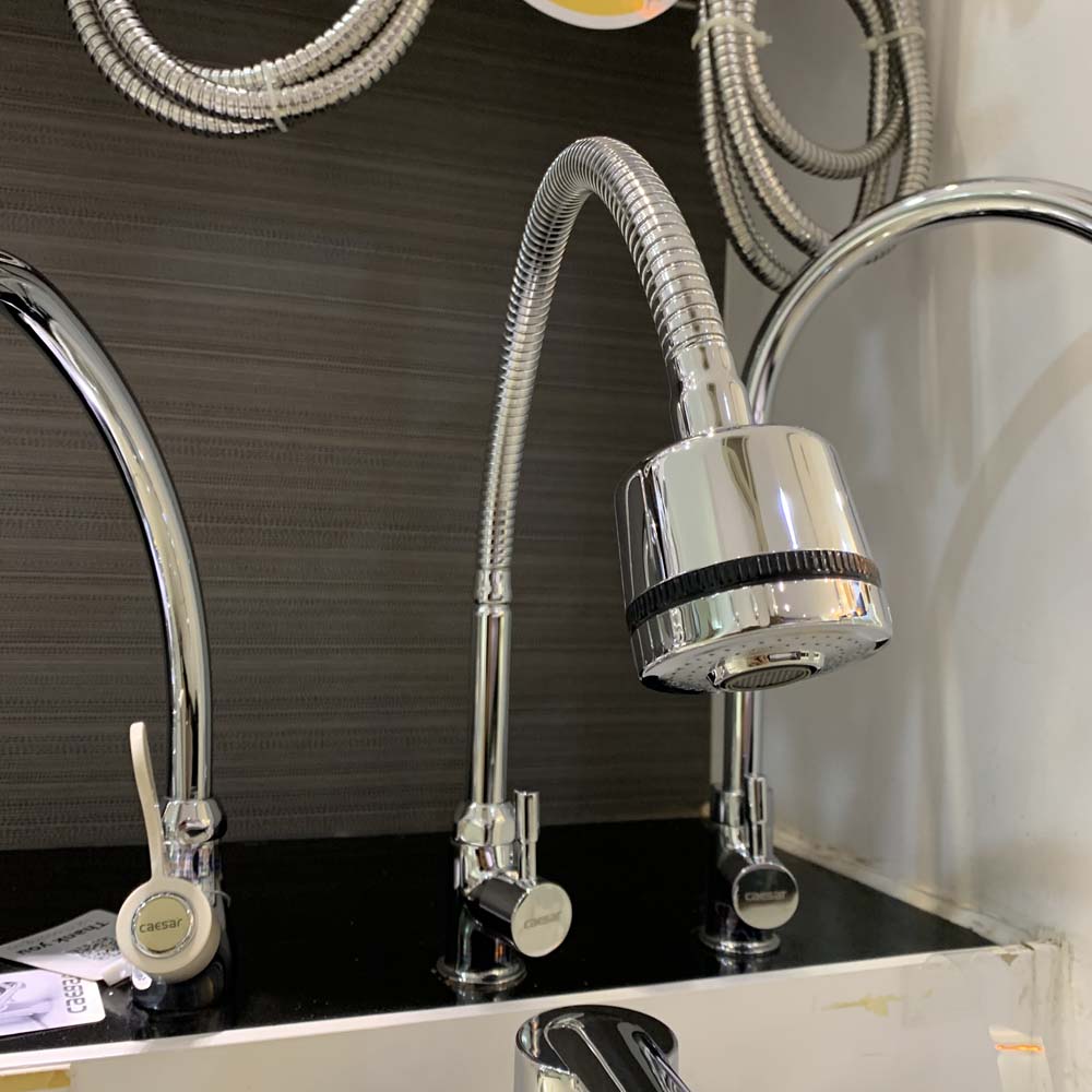 Vòi bếp lạnh thân mềm Caesar K025C