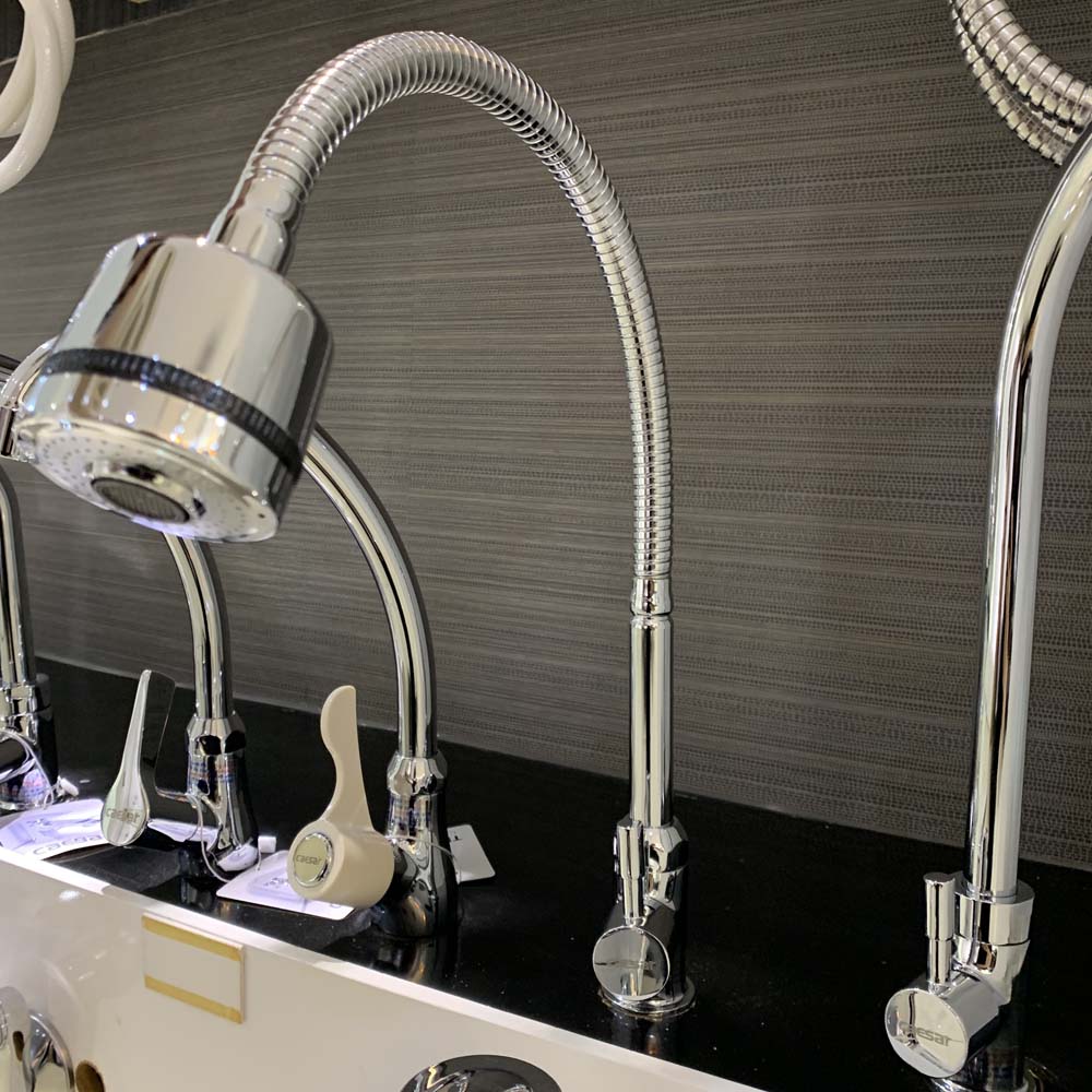 Vòi bếp lạnh thân mềm Caesar K025C