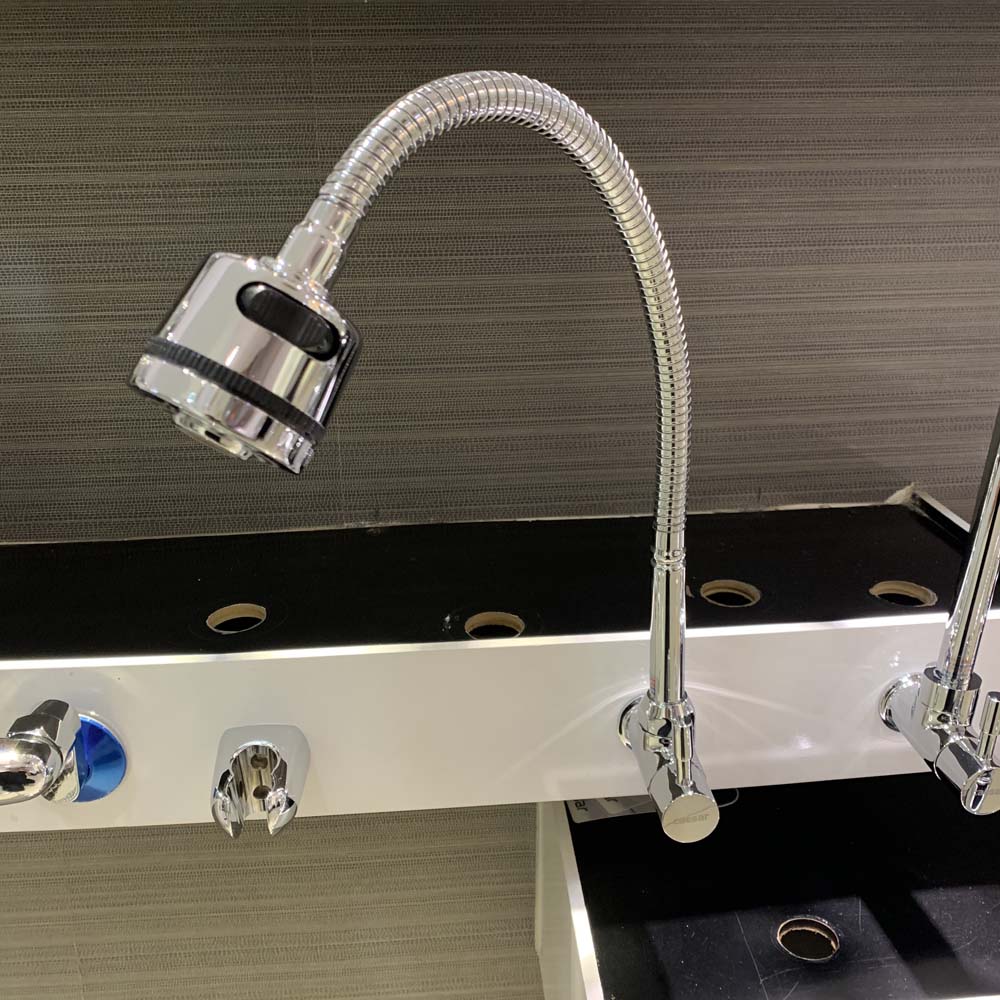 Vòi bếp lạnh gắn tường thân mềm Caesar K026C