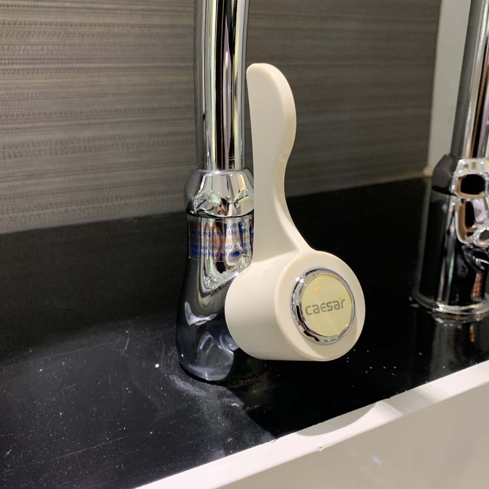 Vòi bếp lạnh Caesar K027C