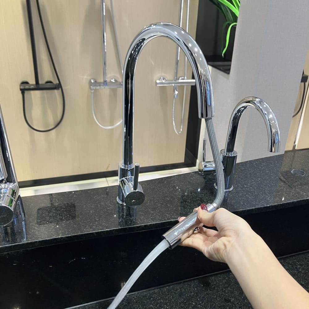 Vòi bếp dây rút lạnh Caesar K079C