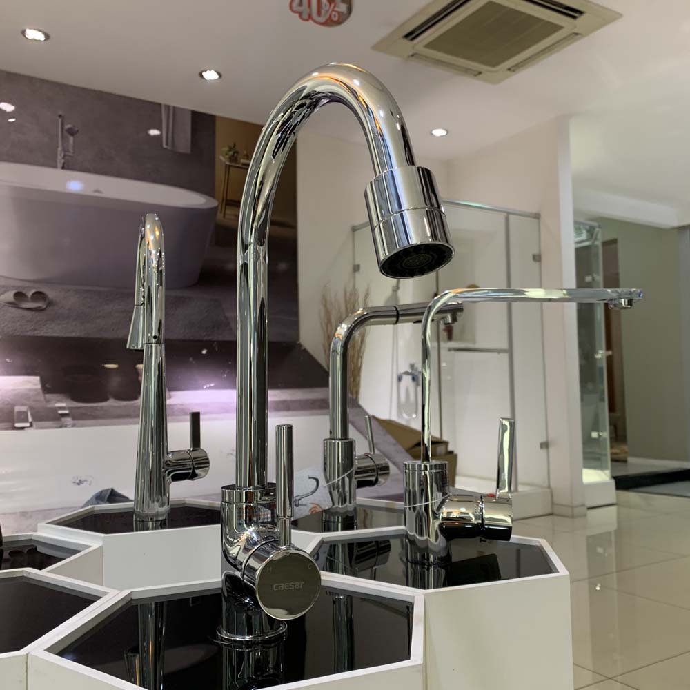 Vòi bếp nóng lạnh Caesar K325C 3 chế độ xả