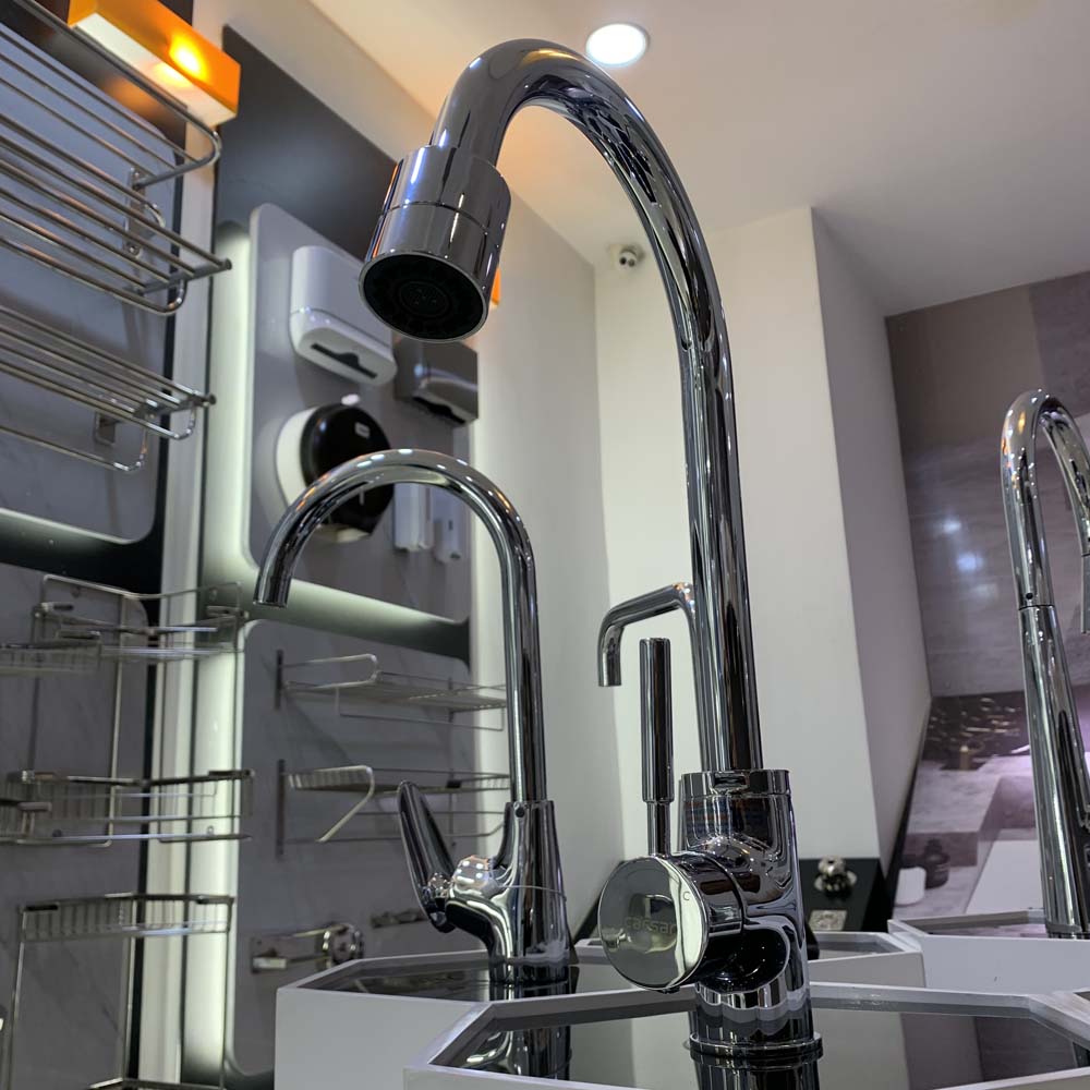 Vòi bếp nóng lạnh Caesar K325C 3 chế độ xả