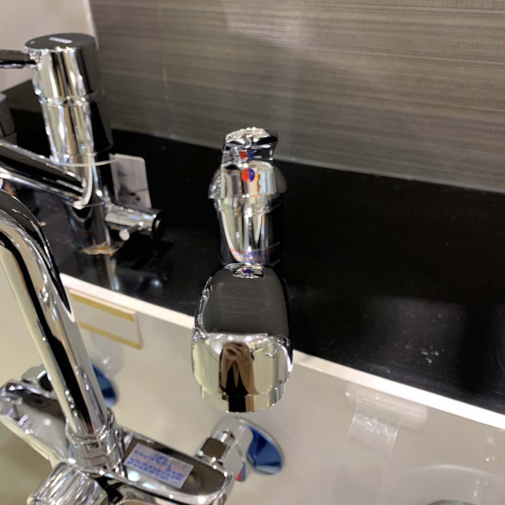 Vòi bếp nóng lạnh Caesar K511C