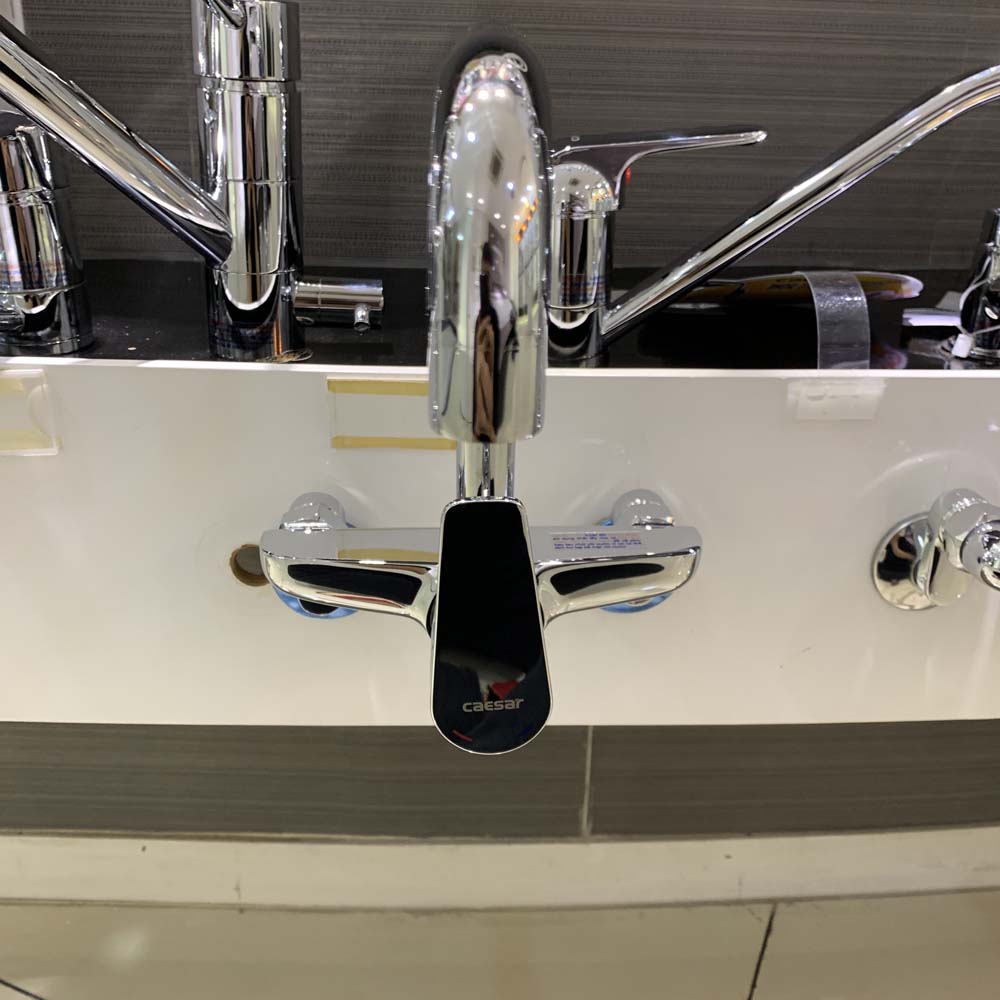 Vòi bếp nóng lạnh gắn tường Caesar K535C