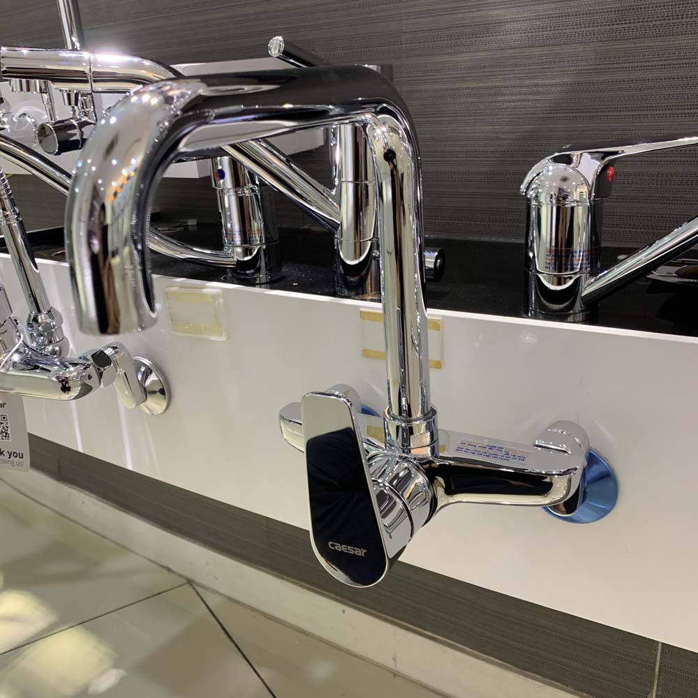 Vòi bếp nóng lạnh gắn tường Caesar K535C