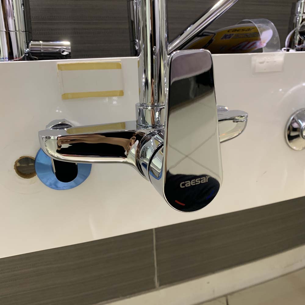 Vòi bếp nóng lạnh gắn tường Caesar K535C
