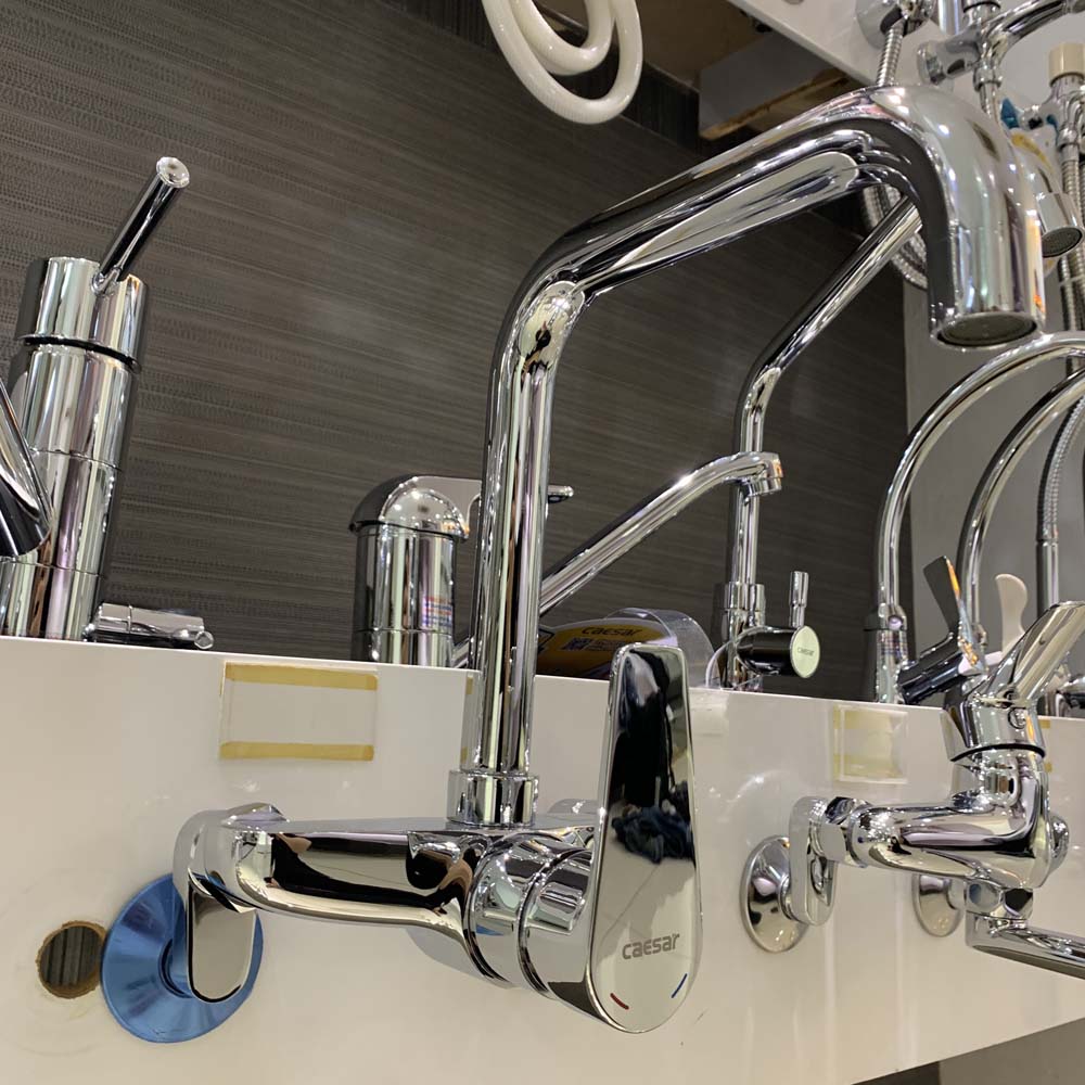Vòi bếp nóng lạnh gắn tường Caesar K535C