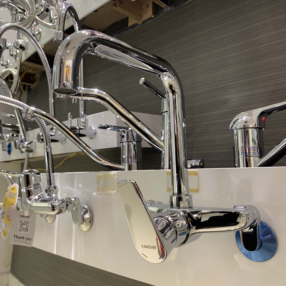 Vòi bếp nóng lạnh gắn tường Caesar K535C