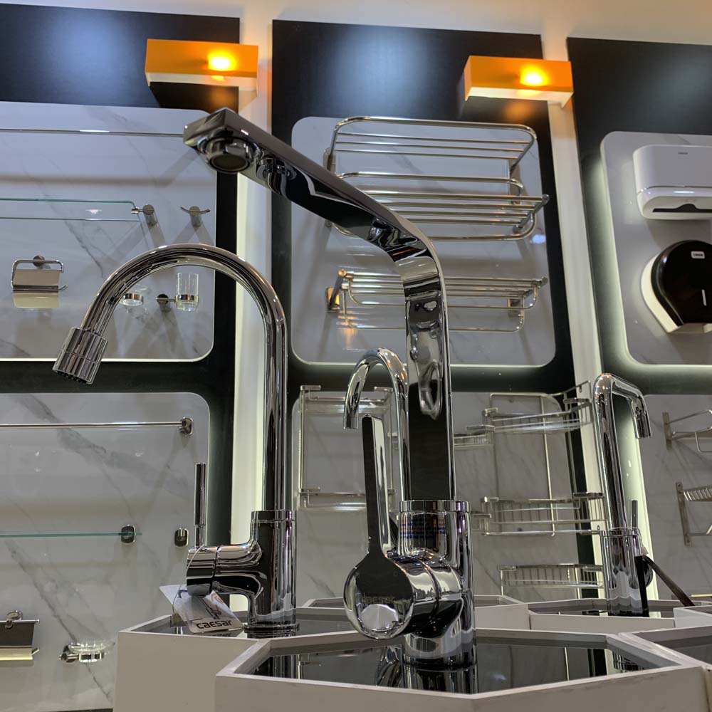 Vòi bếp nóng lạnh Caesar K665C